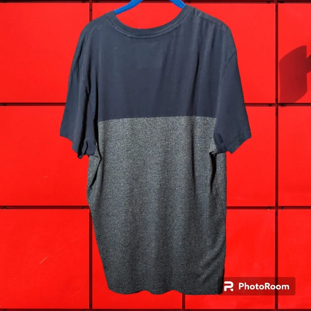 Guess Los Angeles V Neck Men's Size L (Navy‎ Blue)(o62) - Picture 2 of 2